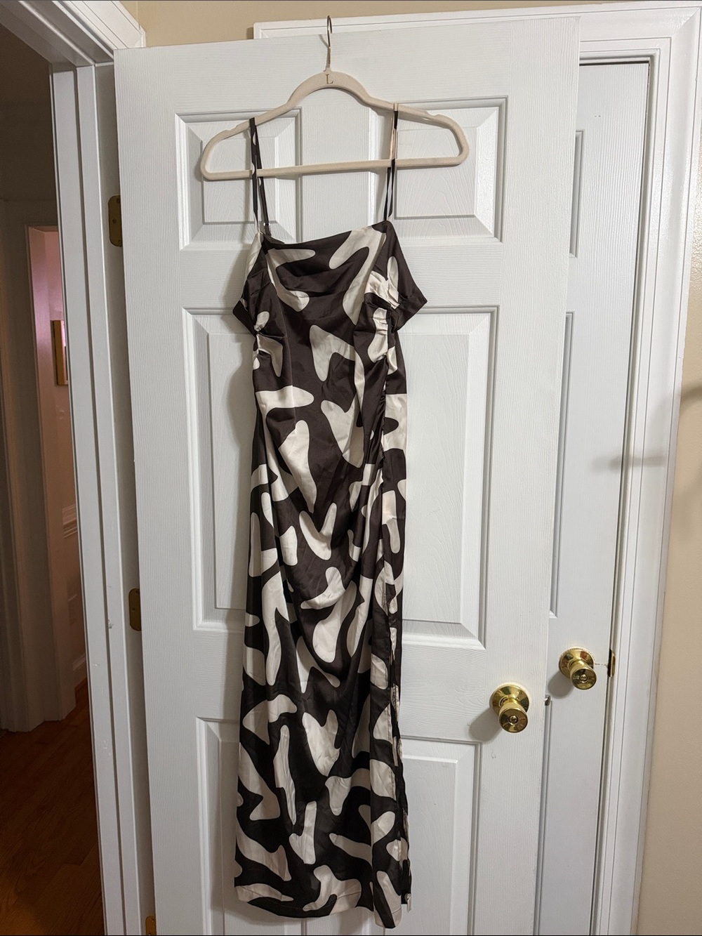 Paper Heart Brown and Cream Sleeveless Spaghetti Strap Slit Satin Midi Dress L